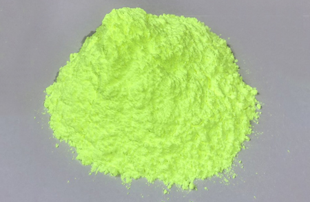 Why are the prices of fluorescent brighteners of the same typethe market so diff